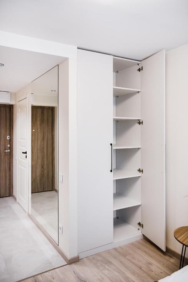 Stylish Apartment In Zverynas Vilnius Exterior photo